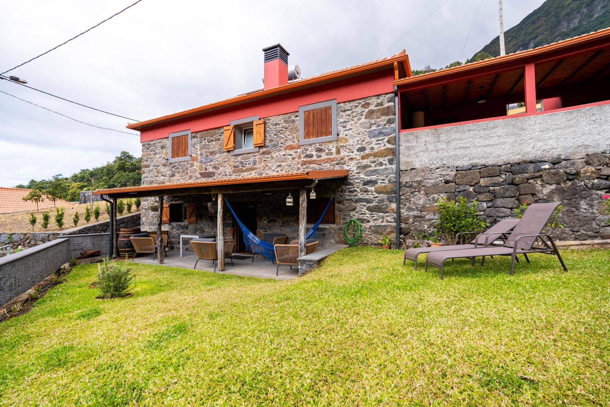 Madeira Bird House - House In The Mountains With Garden Villa Sao Vicente  Ngoại thất bức ảnh