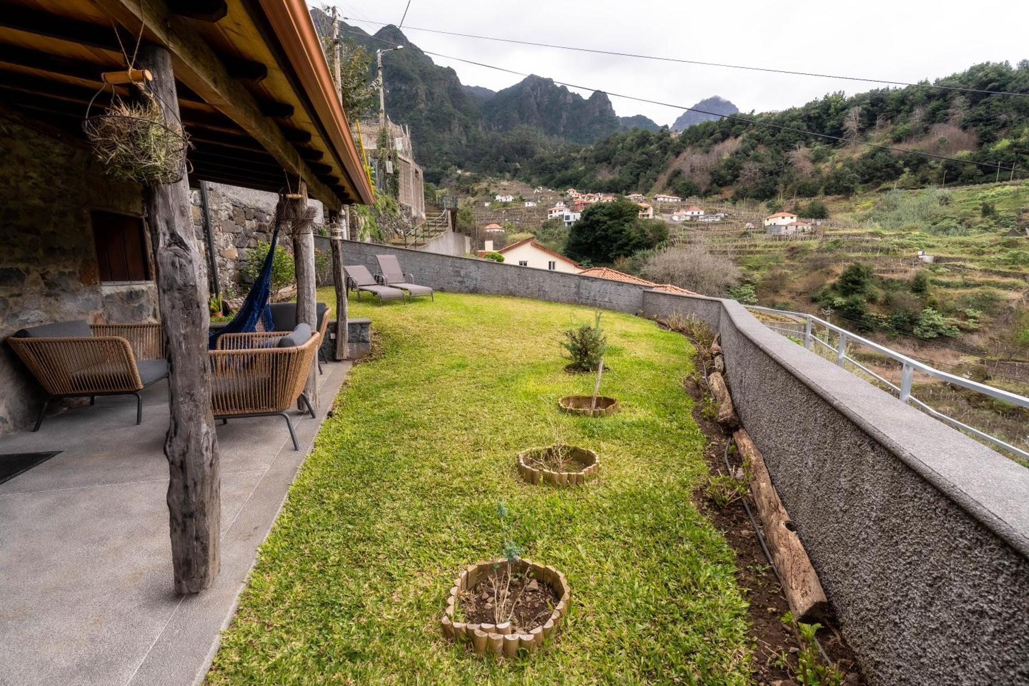 Madeira Bird House - House In The Mountains With Garden Villa Sao Vicente  Ngoại thất bức ảnh